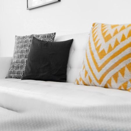 Loft Style Apartment - Near City Centre - Smart Tv- Wifi - Parking - Top Rated - 3Nt Birmingham Dış mekan fotoğraf