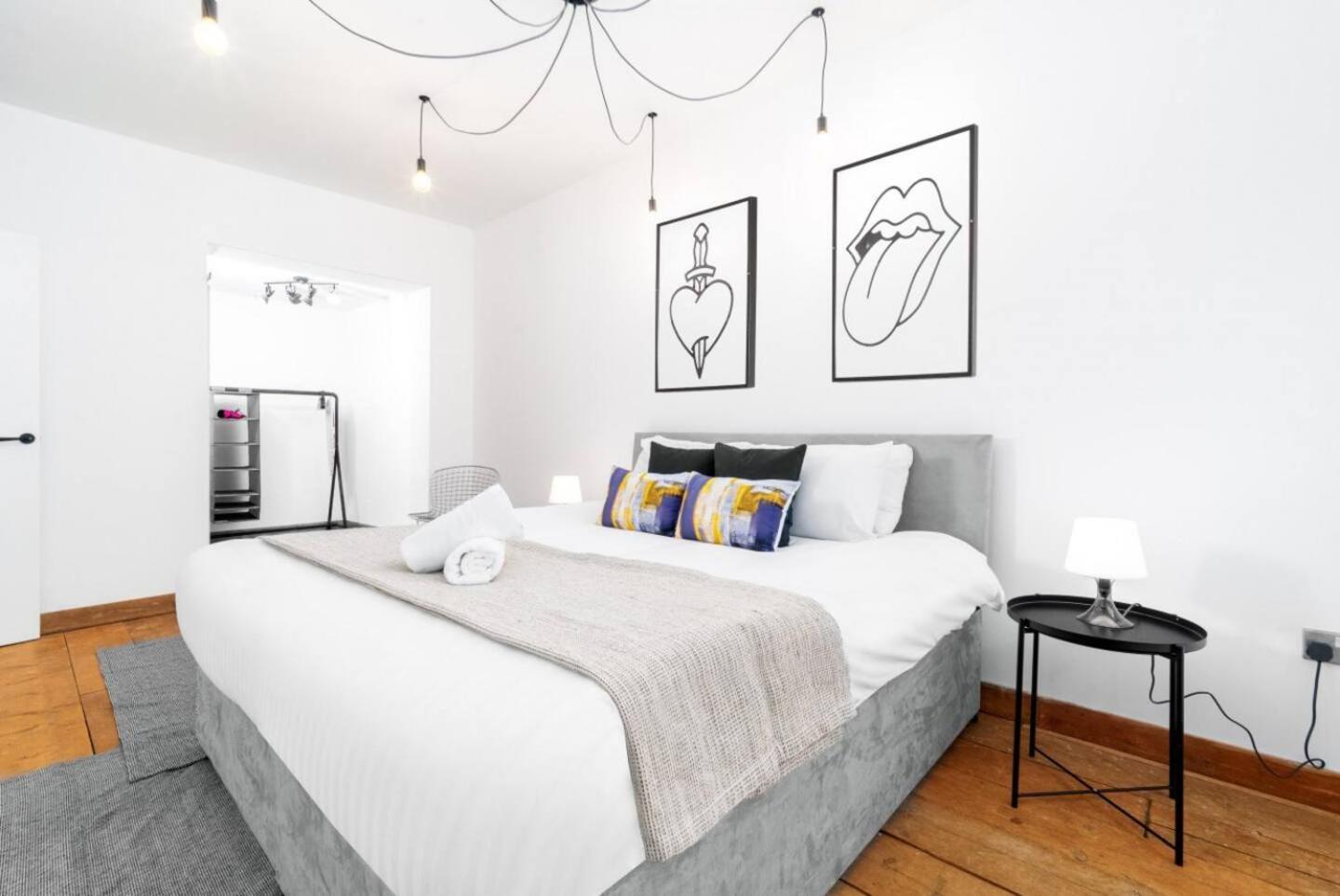 Loft Style Apartment - Near City Centre - Smart Tv- Wifi - Parking - Top Rated - 3Nt Birmingham Dış mekan fotoğraf