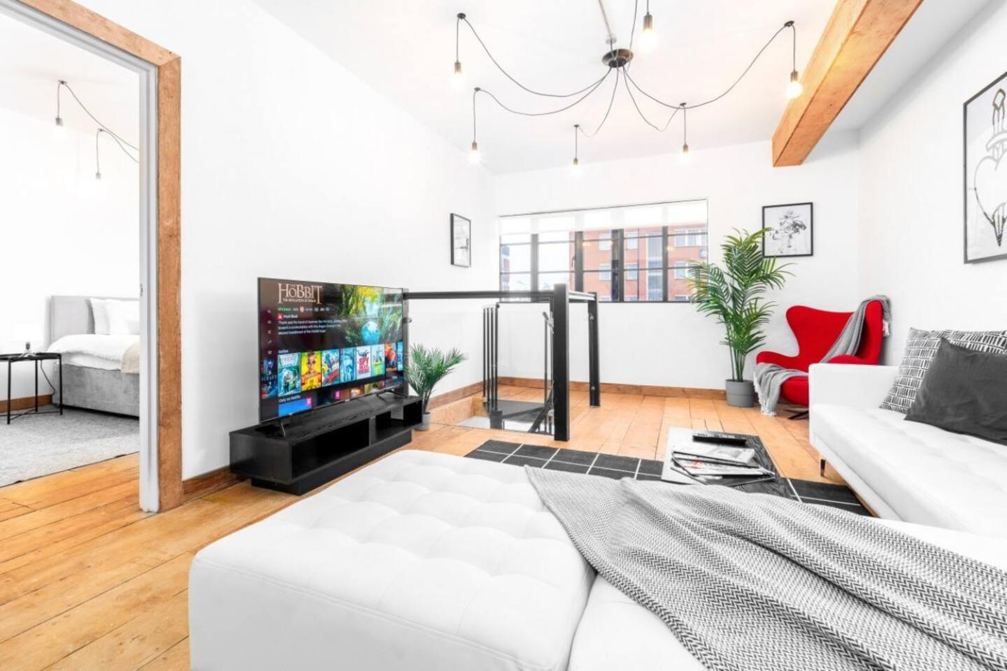 Loft Style Apartment - Near City Centre - Smart Tv- Wifi - Parking - Top Rated - 3Nt Birmingham Dış mekan fotoğraf